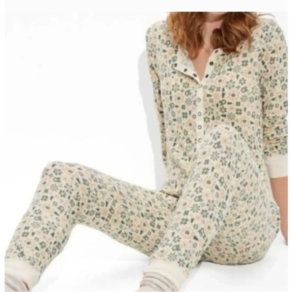 American Eagle Green Tree Snowflake Winter Thermal One Piece Long John Pajamas M